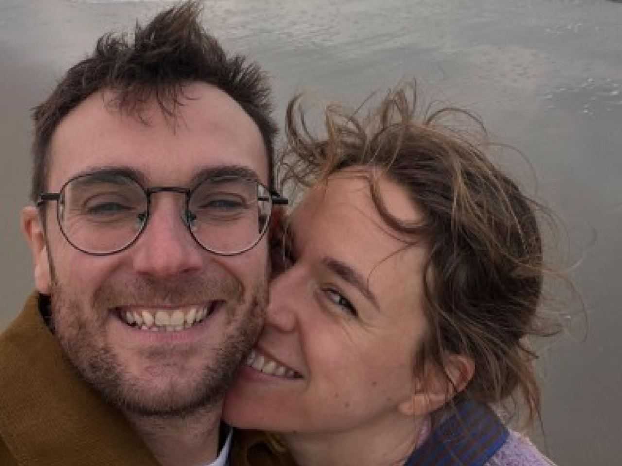 Christopher Timmerman deelt betekenisvol moment aan zee met Stephanie Planckaert: zijn boodschap zegt veel