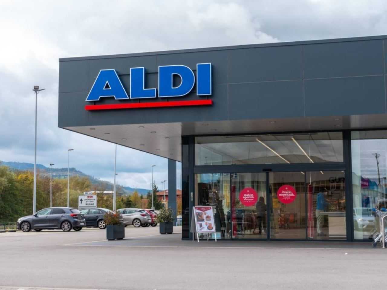 aldi-komt-terug-met-nieuwe-emoji-spaaractie-en-pakt-uit-met-iets-nieuws