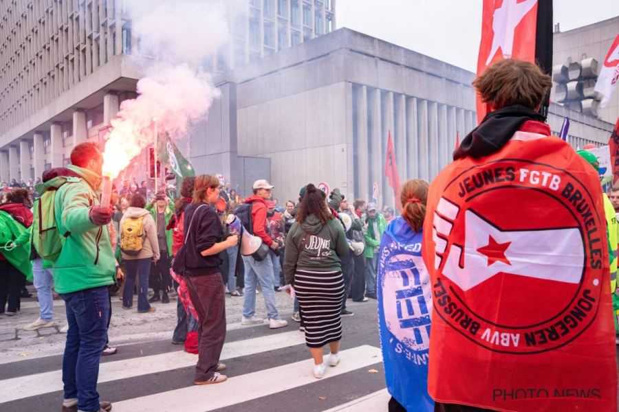 staking