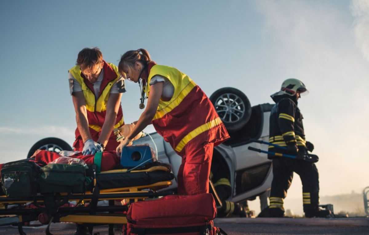 ongeval ziekenwagen ambulance