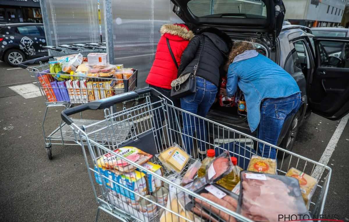 Winkelkar - boodschappen - supermarkt