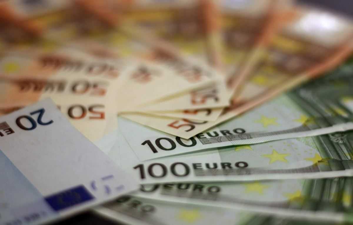 geld euro sparen bank