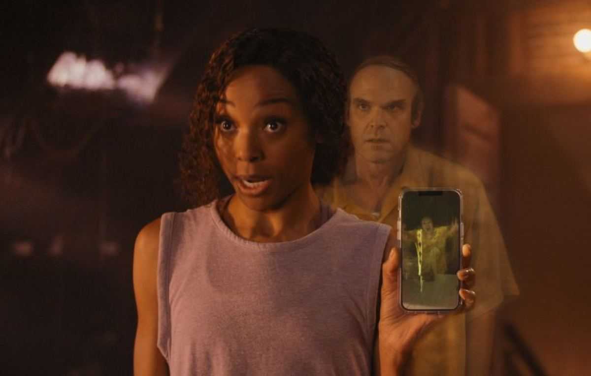 We Have a Ghost, Netflix film