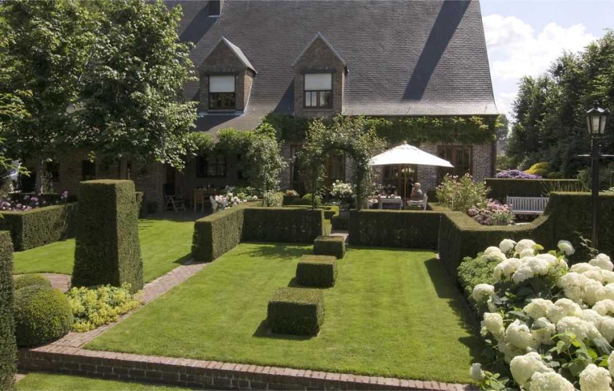 Mooie tuin, gras, terras