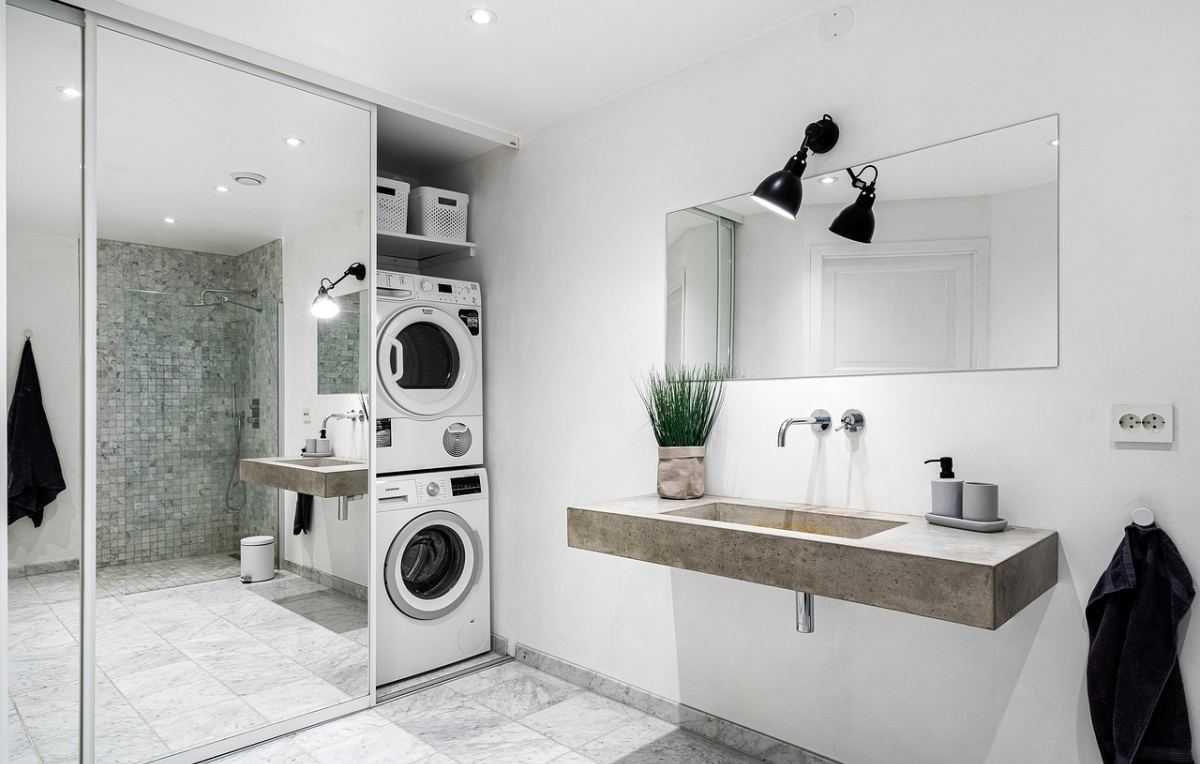 wasmachine en droogkast, badkamer, wasplaats