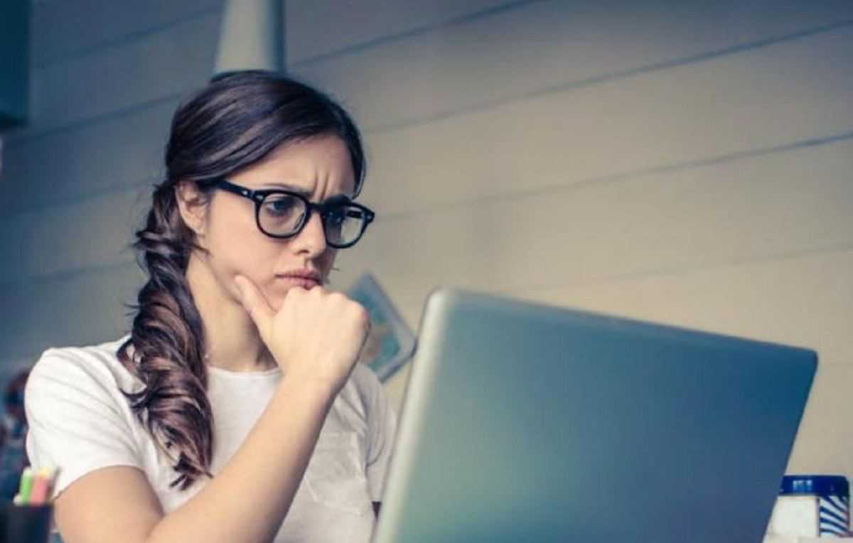 Oplichting - phishing - hacking - laptop