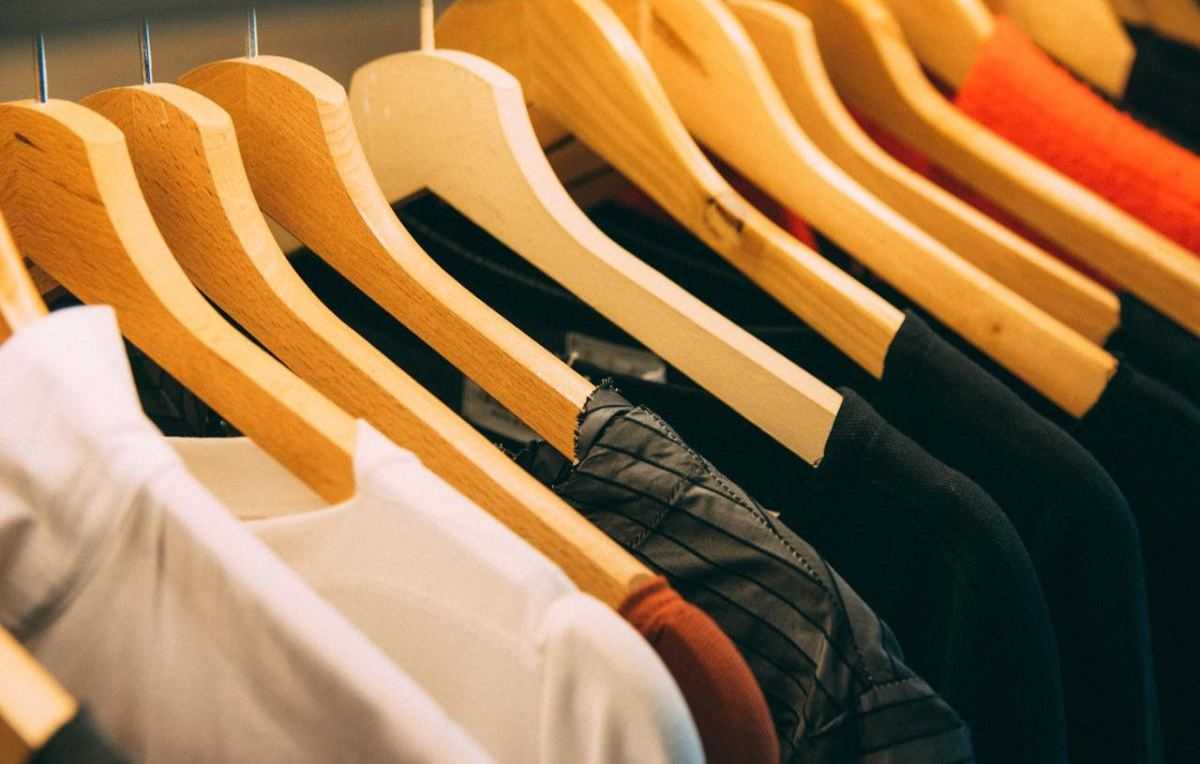 Kledij - Kleding - Namaakkledij - Kapstok