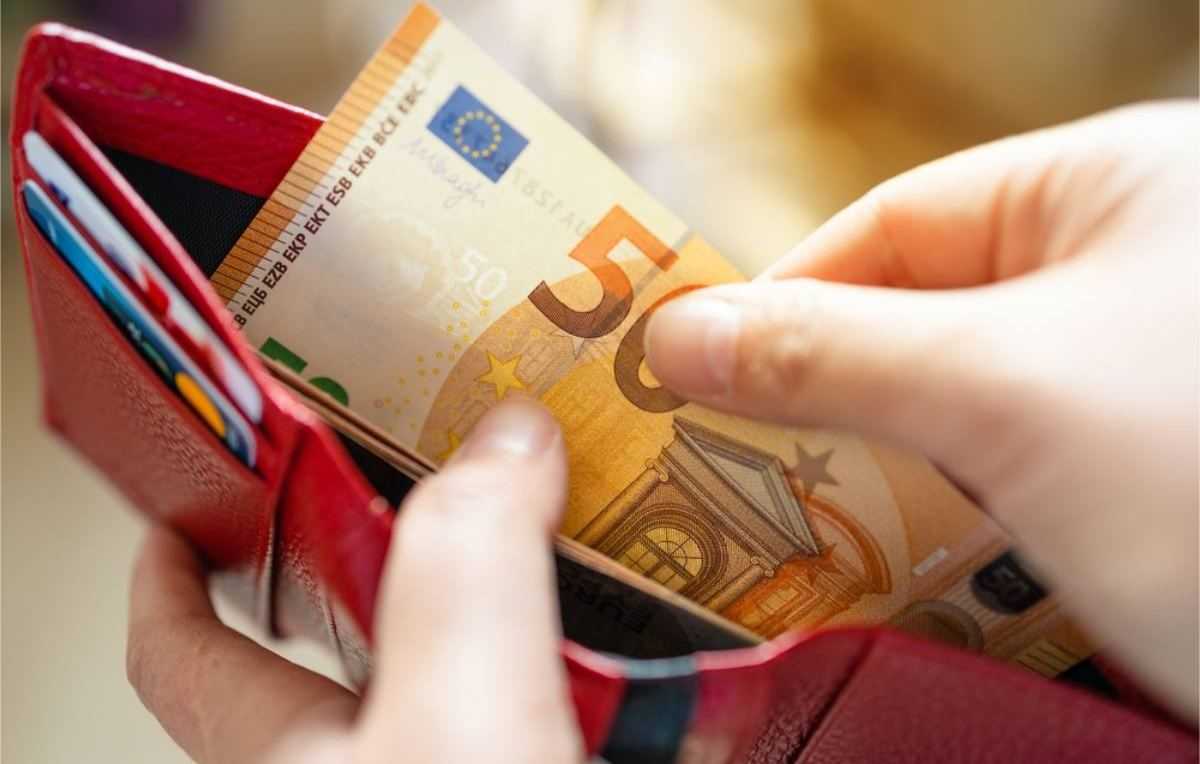 geld euro loon pensioen