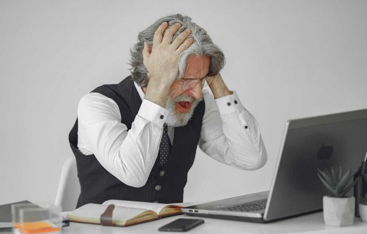 Defect toestel - oplichting - phishing