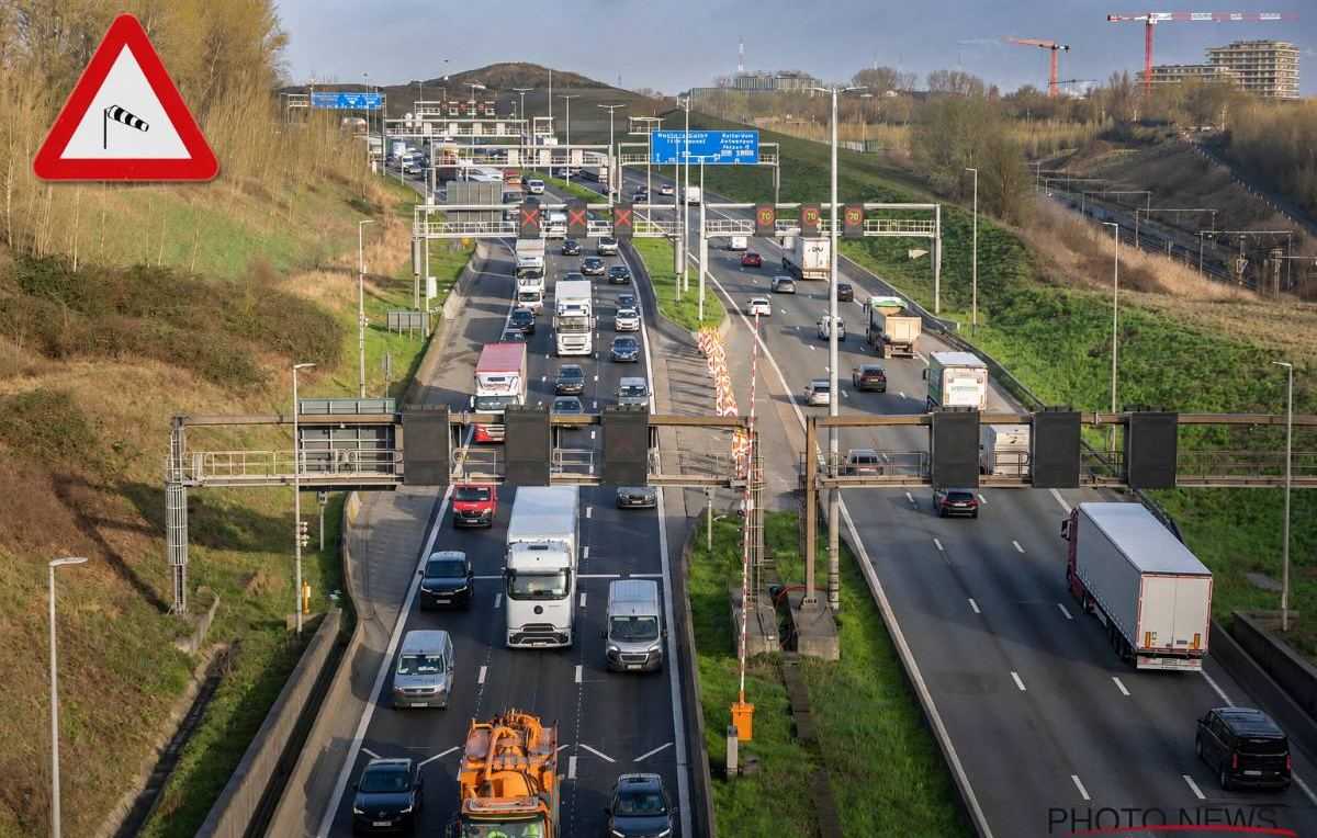 verkeersbord + snelweg
