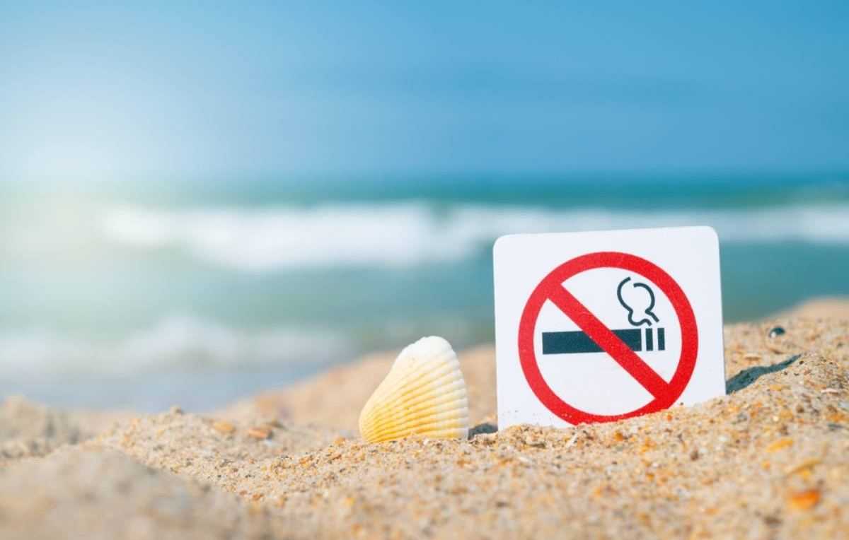 roken verboden sigaret op strand
