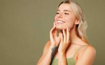 jonge vrouw, lichaamsverzorging, kaaklijn, tanden