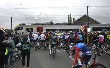 gesloten overweg Ronde van Vlaanderen 2026