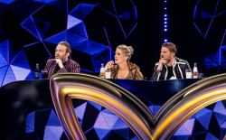 Jens Dendoncker, Karen Damen en Kevin Janssens in 'The Masked Singer'