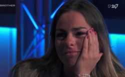 Nouchine bij exit in 'Big Brother'
