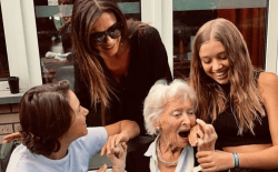 Nono en Zita Wauters, Valerie De Booser en oma Mimi