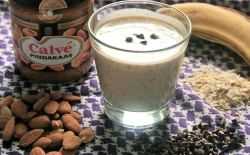 pindakaas banaan smoothie, eten, recept, ontbijt