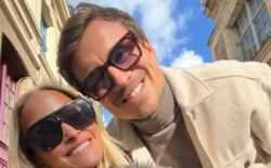 Foto van Niels Destadsbader en Jill valt meteen op: kijk eens naar hun outfits