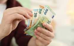 geld loon salaris