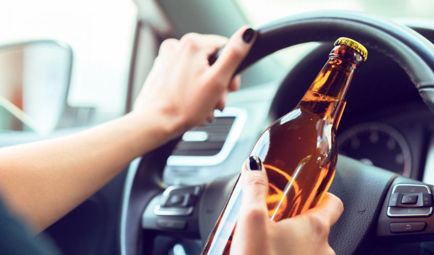 Dronken bestuurster - alcohol achter stuur