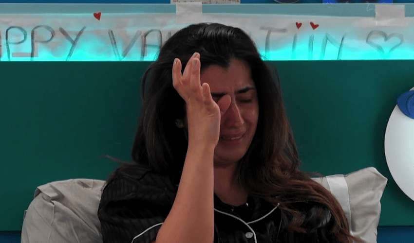Twee weken na haar exit: Ronahi uit 'Big Brother' wil groot misverstand rechtzetten